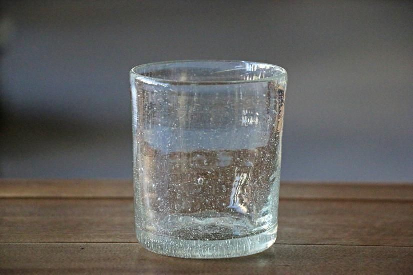 大変珍しい吹きガラスの象★ムリーニ★ RYUKYU GLASS WORKS 海風】アイスクラック一輪 クリア [琉球