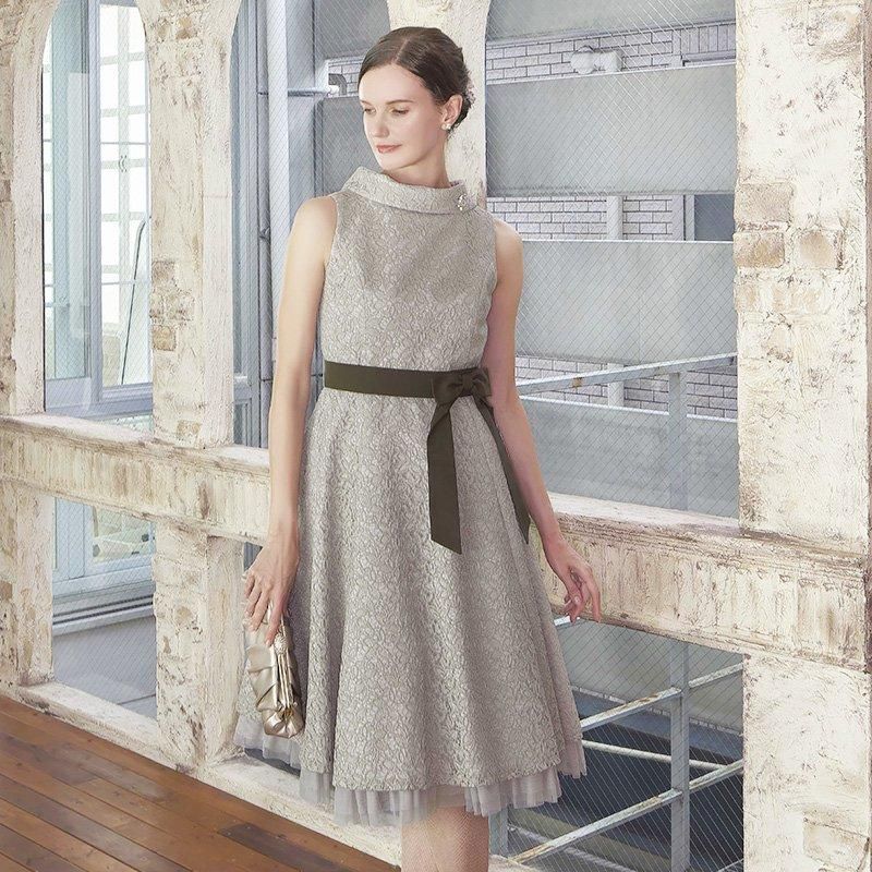 ロールカラー レース フレアードレス | モカ - ゲストドレスや