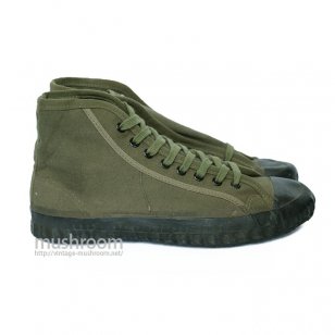 WW2 U.S.MILITARY CANVAS ATHLETIC SHOES 8/DEADSTOCK 