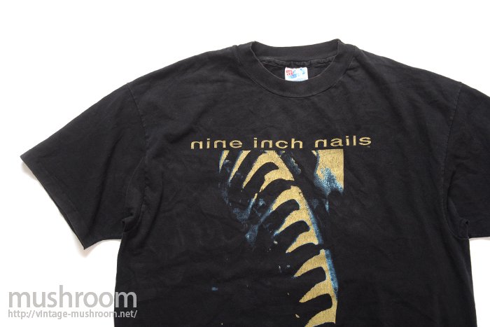 NINE INCH NAILS MUSIC T-SHIRT - 古着屋 ｜ mushroom(マッシュルーム