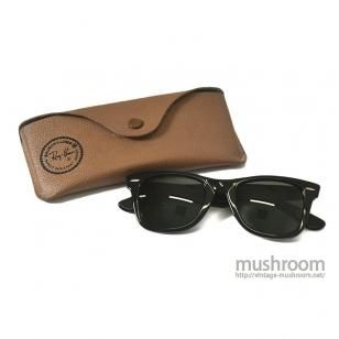 RAY-BAN WAYFARER SUNGLASSES