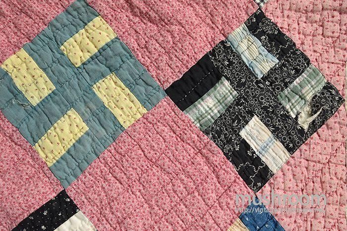 OLD CALICO PATHWORK QUILT WITH SWASTIKA - 古着屋 | mushroom OLD CALICO PATHWORK QUILT WITH SWASTIKA - 古着屋 | mushroom