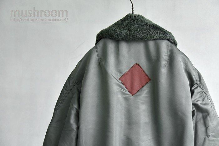 B-15D FLIGHT JACKET（42） - 古着屋 ｜ mushroom