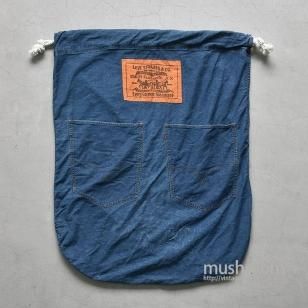 LEVI'S BIGE DENIM BARRACKS BAG