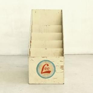 Lee ADVERTISING DISPLAY WOOD BOX