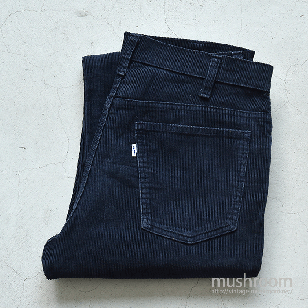 LEVI'S BIGE CORDUROY PANTS