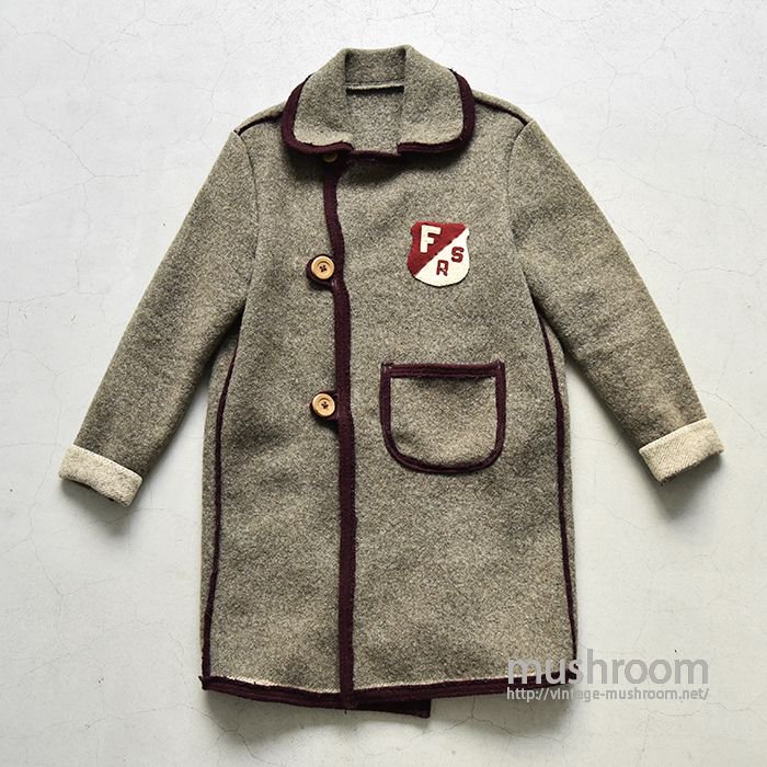 OLD BLANKET COAT WITH FELT PATCH
