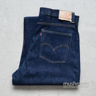 LEVI'S 701E JEANSGOOD CONDITION/ONE SIDE RED TAB