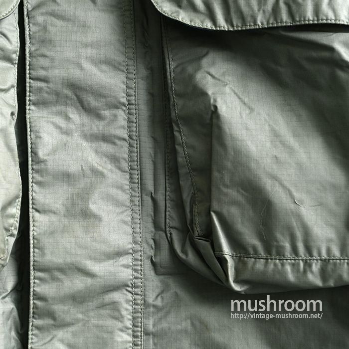 PATAGONIA DEEP WADING JACKET（F00/X-LARGE） - 古着屋