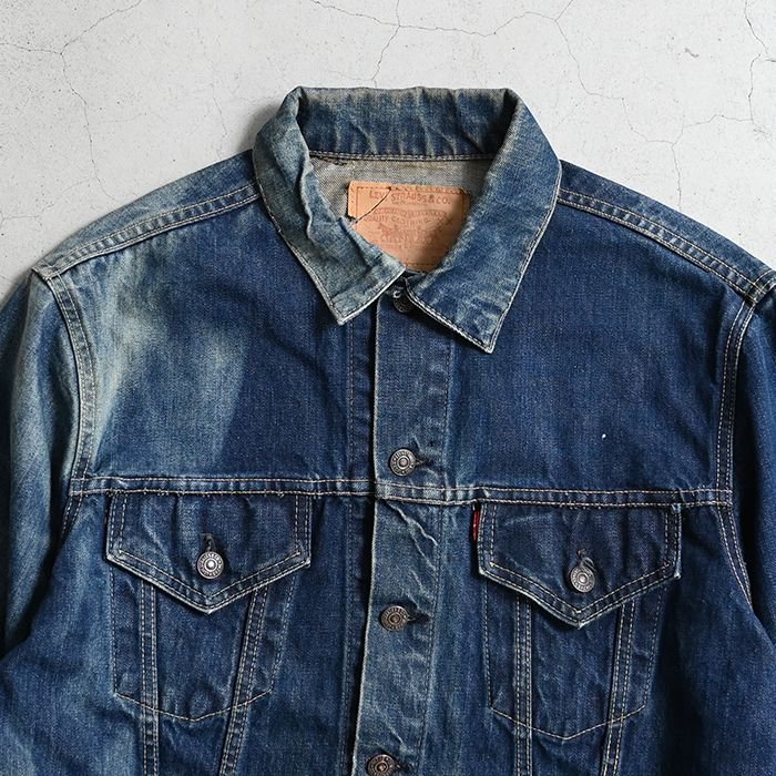 LEVI'S 70505(557) W/NAME DENIM JACKET（46/SUN FADE） - 古着屋 