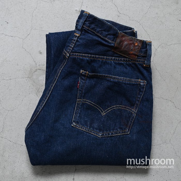 LEVI'S 501ZXX JEANS WITH LEATHER PATCH（SUPER DARK COLOR） - 古着 