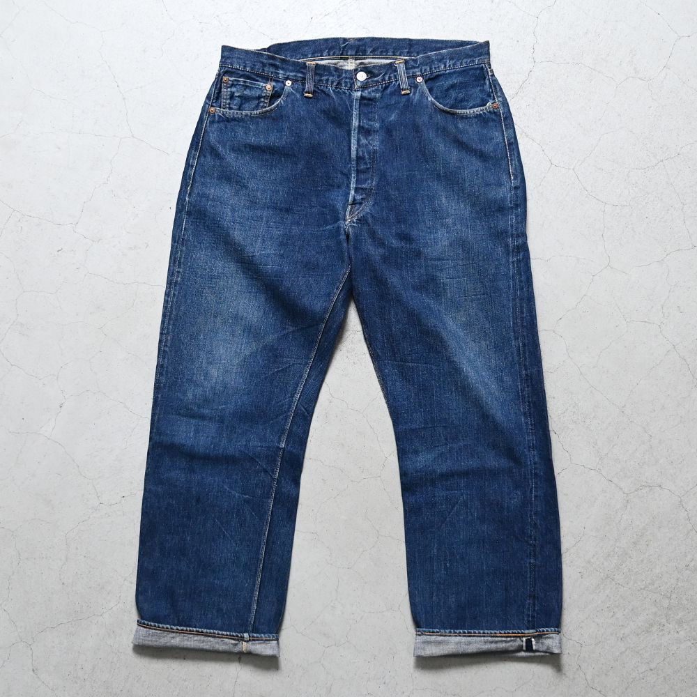 LEVI'S 501XX JEANS WITH LEATHER PATCH（'47 MODEL/DARK COLOR 