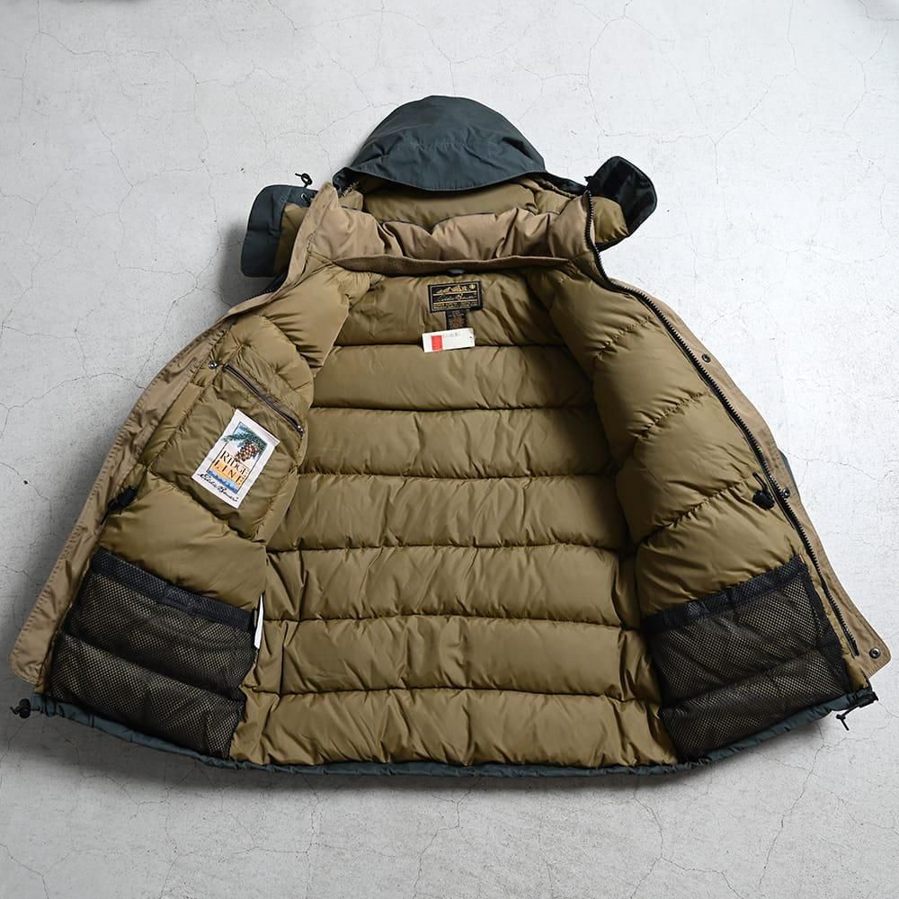 EDDIE BAUER 
