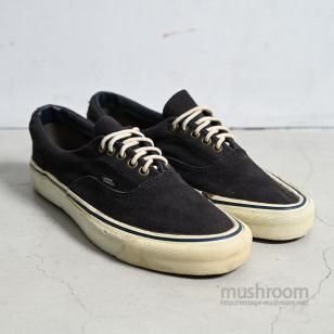 VANS ERA BLACK SUEDE SHOESUS 8 1/2/GOOD CONDITION