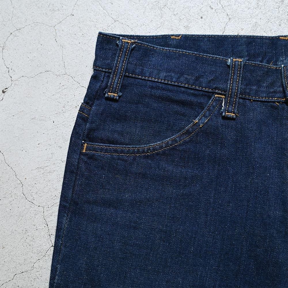 LEVI'S 646 BIGE JEANS(DARK COLOR/VERY GOOD CONDITION LEVI'S 646 BIGE JEANS(DARK COLOR/VERY GOOD CONDITION