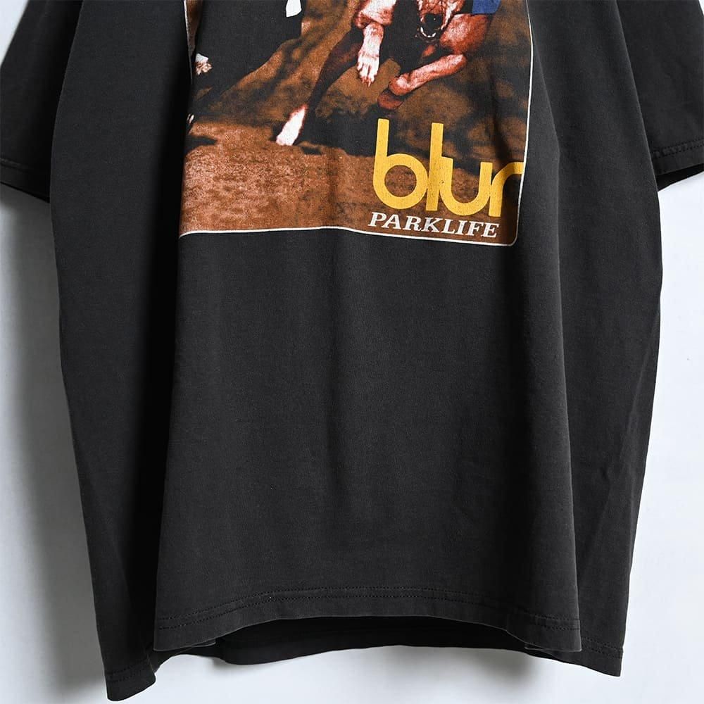 BLUR 