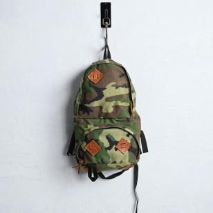 L.L.BEAN WOODLAND CAMO DAY PACK1980'S/GOOD CONDITION