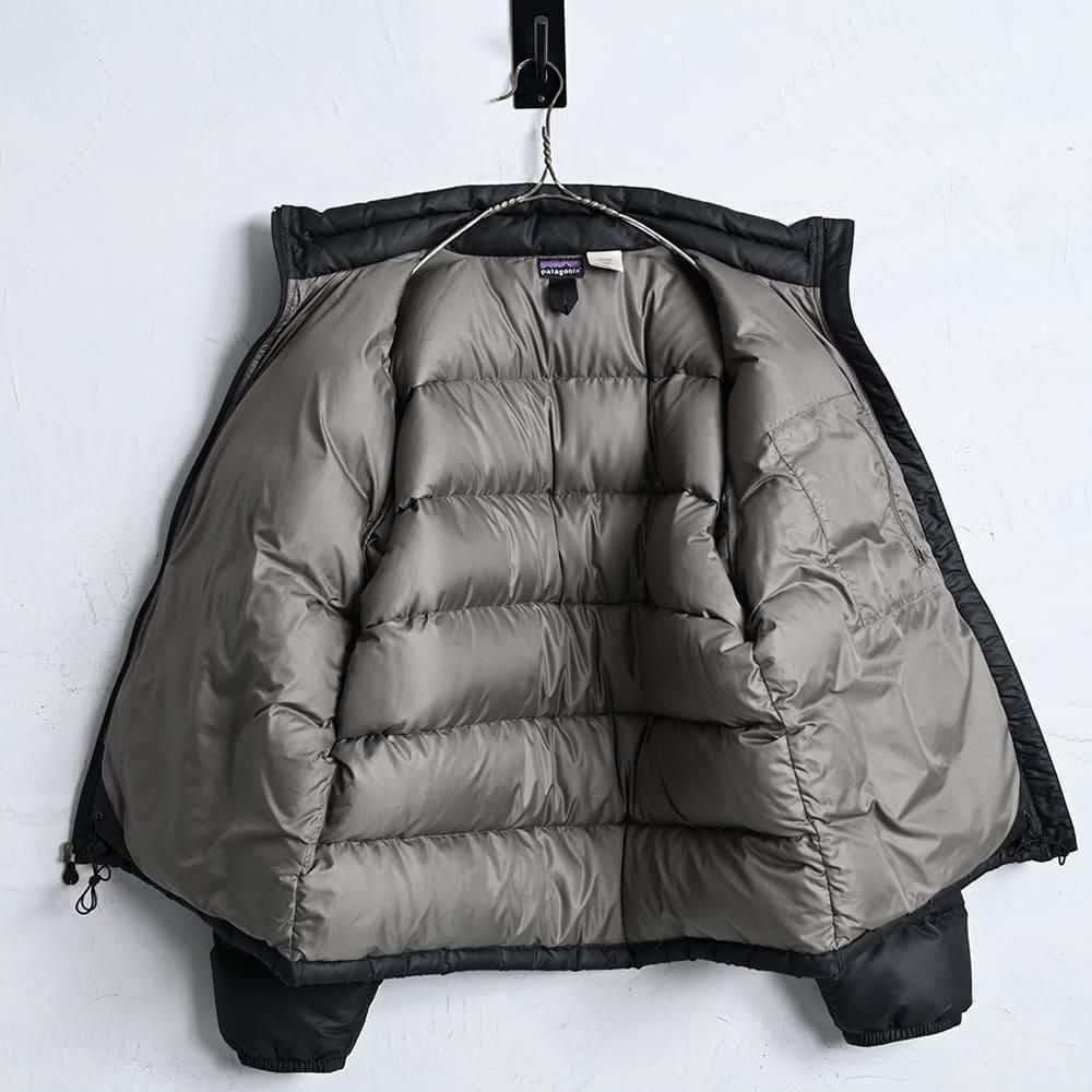 PATAGONIA BLACK DOWN JACKET（GOOD CONDITION/LARGE） - 古着屋