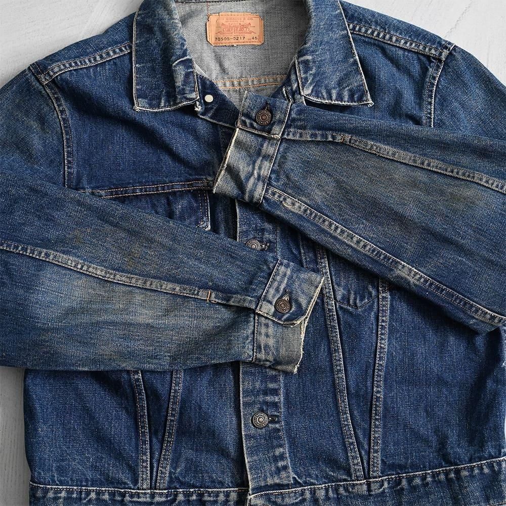 LEVI'S 70505-0217 BIGE DENIM JACKET（GOOD CONDITION/SZ 46