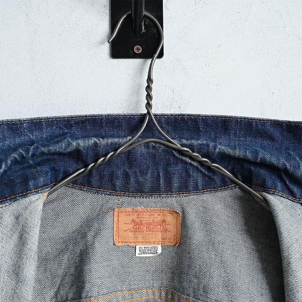 LEVI'S 70505-0217 BIGE DENIM JACKET（GOOD CONDITION/SZ 44