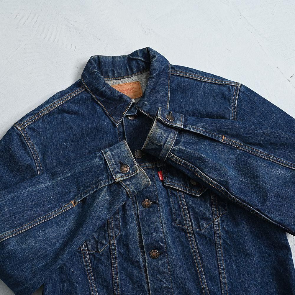LEVI'S 70505-0217 BIGE DENIM JACKET(GOOD CONDITION/SZ 44 LEVI'S 70505-0217 BIGE DENIM JACKET(GOOD CONDITION/SZ 44