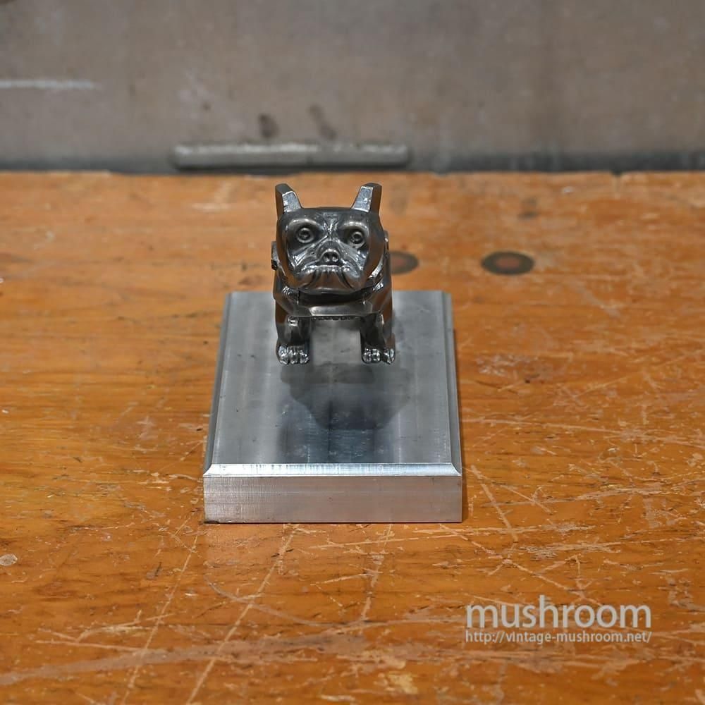 MAC TRUCK METAL ORNAMENT（Around 1970'S/VERY GOOD CONDITION）