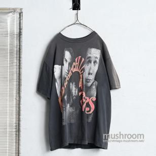 RED HOT CHILI PEPPERS '90 MUSIC T-SHIRT by GIANTX-LARGE/GOOD FADE