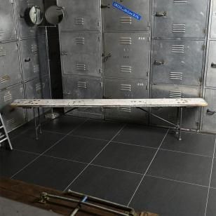 WW1-WW2 U.S.NAVY FOLDING WOOD BENCHGOOD CONDITION