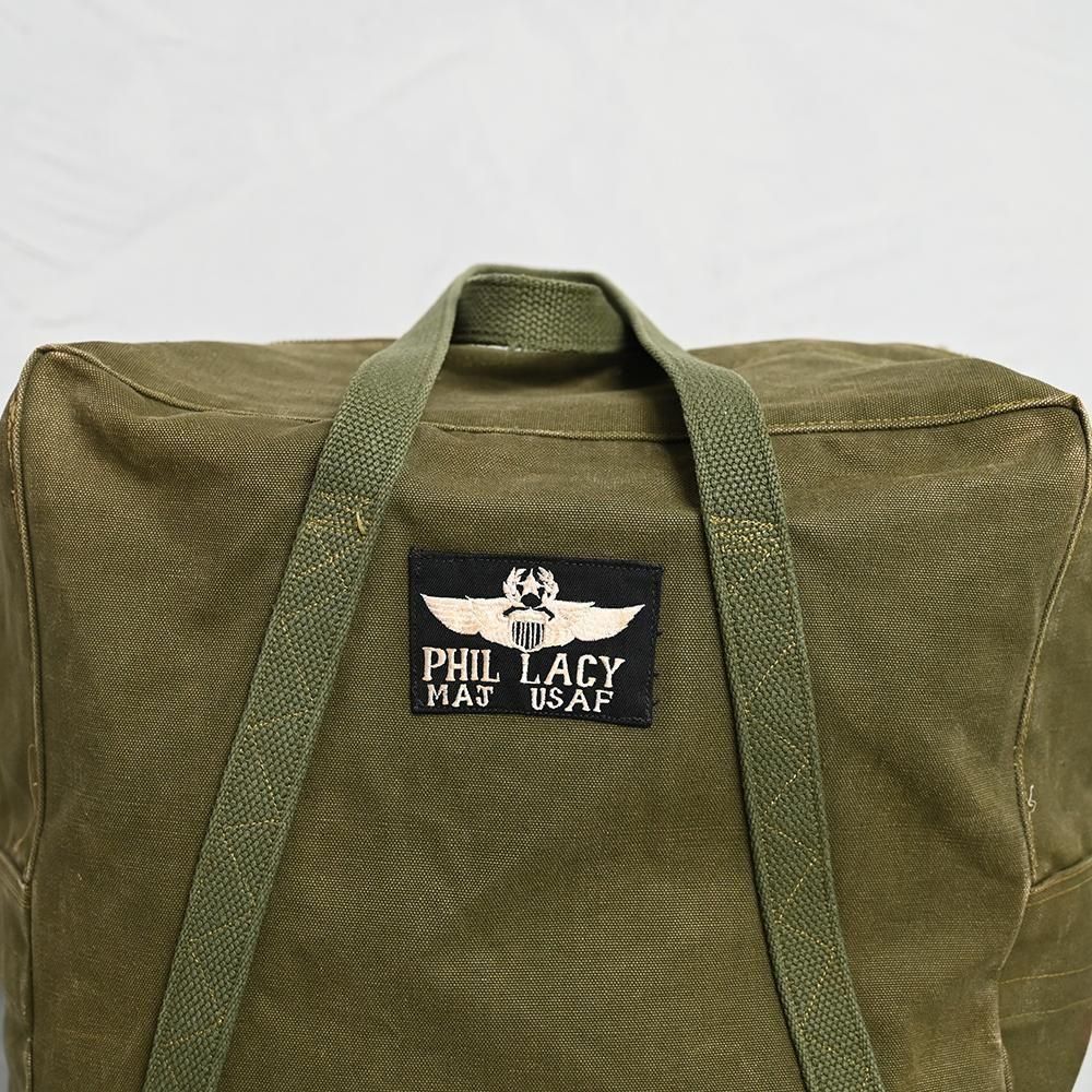 USAF CANVAS KIT BAG with UNUSUAL DETAIL（Around 1950'S/SMALL