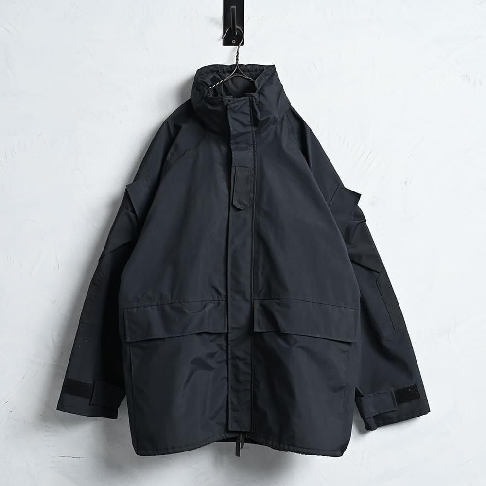 U.S.SPECIAL FORCE BLACK ECWCS GORE TEX PARKA by S.W.I INC（'92