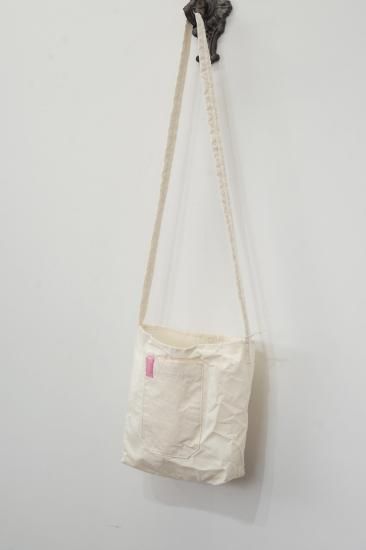 <img class='new_mark_img1' src='https://img.shop-pro.jp/img/new/icons14.gif' style='border:none;display:inline;margin:0px;padding:0px;width:auto;' />r ein  shoulder bag   [ A. ]