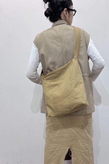 <img class='new_mark_img1' src='https://img.shop-pro.jp/img/new/icons14.gif' style='border:none;display:inline;margin:0px;padding:0px;width:auto;' />r ein  Patchwork bag   [ camel ]