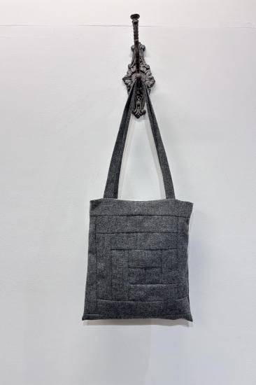 <img class='new_mark_img1' src='https://img.shop-pro.jp/img/new/icons14.gif' style='border:none;display:inline;margin:0px;padding:0px;width:auto;' />r ein  Patchwork totebag    [ wool gray ]