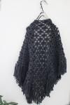 SALE除外品：手編みの三角ショール・handmade