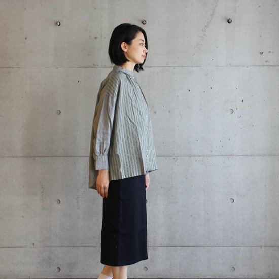 Hands of creation/Japan Linen 2WAY 釦ギャザーシャツ（グレー