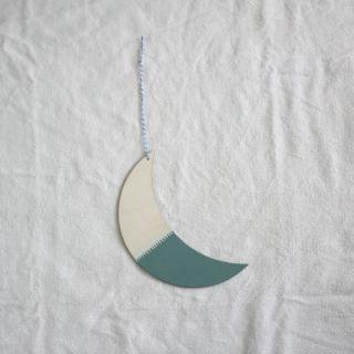 THE GREAT LAKES GOODS/㡼THE MOON SEES ME (Moss)