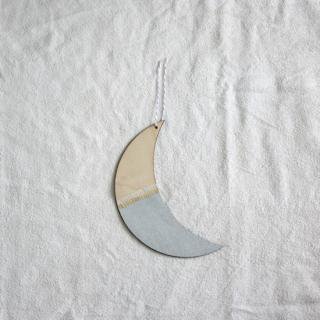 THE GREAT LAKES GOODS/㡼THE MOON SEES ME (Silver)