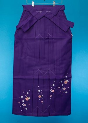 HA97-13トール女袴レンタル (身長163-168 普通巾) 紫 桜刺繍