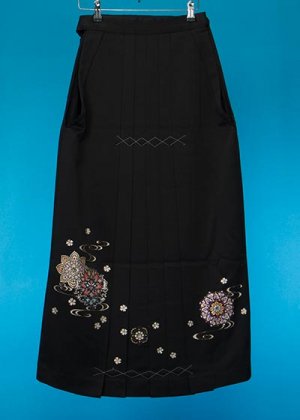 HA98-25女袴レンタル 紐下98(身長163-168 普通巾) 黒 華紋ダイヤ