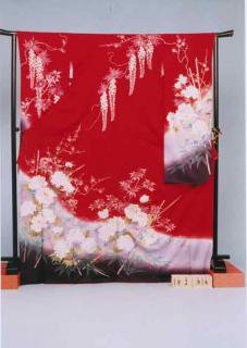 F296トール振袖レンタル 裄69 (身長149-169ヒップ75-105）赤系 藤の花