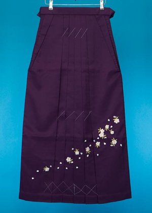 HA100-7トール女袴レンタル(身長168-173普通巾) 紫 桜の刺繍