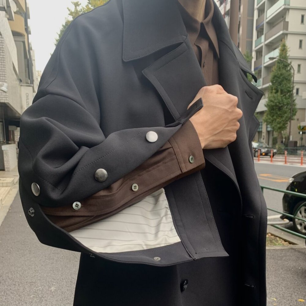 <img class='new_mark_img1' src='https://img.shop-pro.jp/img/new/icons16.gif' style='border:none;display:inline;margin:0px;padding:0px;width:auto;' />UJOH / ウジョー  Motorcycle Coat