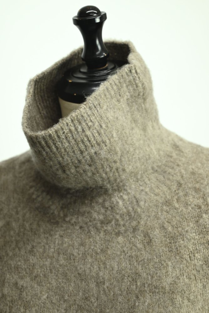 UJOH / ウジョー Turtle Neck Cropped Knit - 国内厳選ブランド