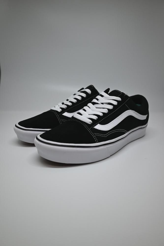 Comfycush old 2025 skool vans