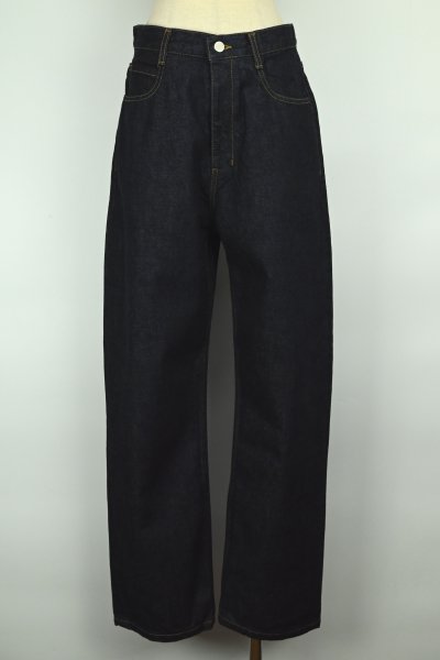 <img class='new_mark_img1' src='https://img.shop-pro.jp/img/new/icons14.gif' style='border:none;display:inline;margin:0px;padding:0px;width:auto;' />ESLOW /  UNISEX DENIM WIDE STRIGHT PANTS
