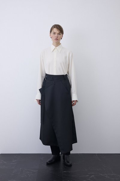 <img class='new_mark_img1' src='https://img.shop-pro.jp/img/new/icons14.gif' style='border:none;display:inline;margin:0px;padding:0px;width:auto;' />UJOH / 硼Separate Skirt
