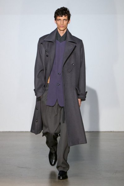 <img class='new_mark_img1' src='https://img.shop-pro.jp/img/new/icons14.gif' style='border:none;display:inline;margin:0px;padding:0px;width:auto;' />UJOH / 硼Motorcycle Slit Coat