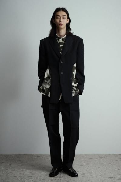 <img class='new_mark_img1' src='https://img.shop-pro.jp/img/new/icons14.gif' style='border:none;display:inline;margin:0px;padding:0px;width:auto;' />UJOH/ 硼Round Cutting JKT
