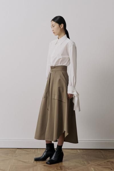 <img class='new_mark_img1' src='https://img.shop-pro.jp/img/new/icons14.gif' style='border:none;display:inline;margin:0px;padding:0px;width:auto;' />UJOH / 硼Work Flare SKT