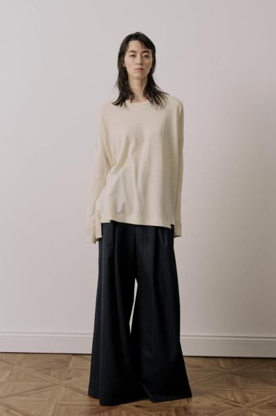 <img class='new_mark_img1' src='https://img.shop-pro.jp/img/new/icons14.gif' style='border:none;display:inline;margin:0px;padding:0px;width:auto;' />UJOH / 硼BOX Long Sleeve T